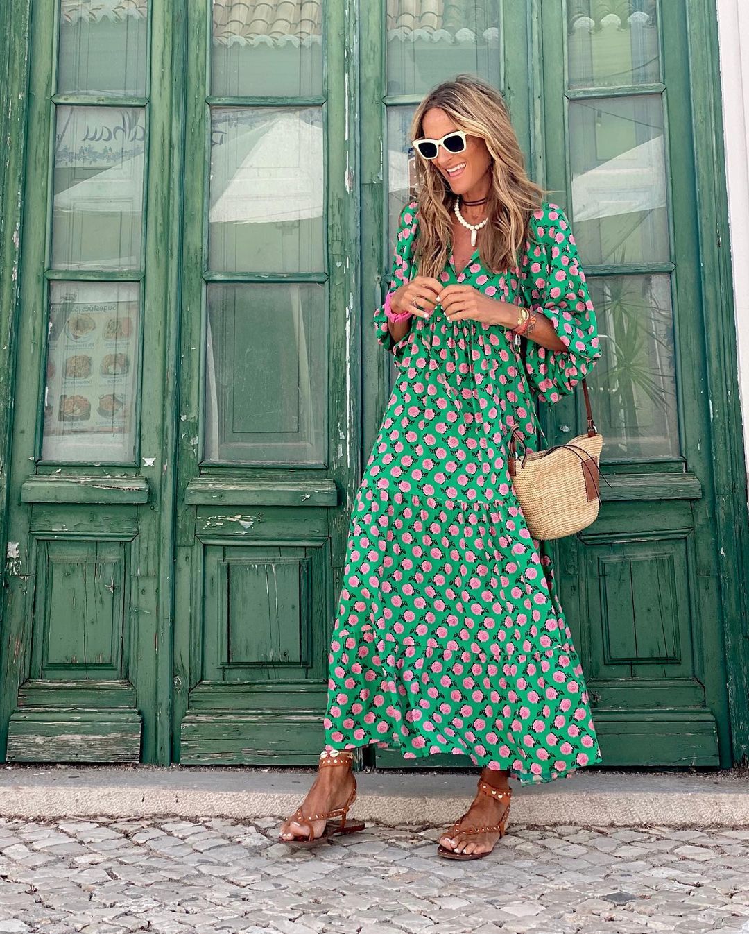 Sommerkleid mit Blumenmuster – Luftig, leicht & farbenfroh